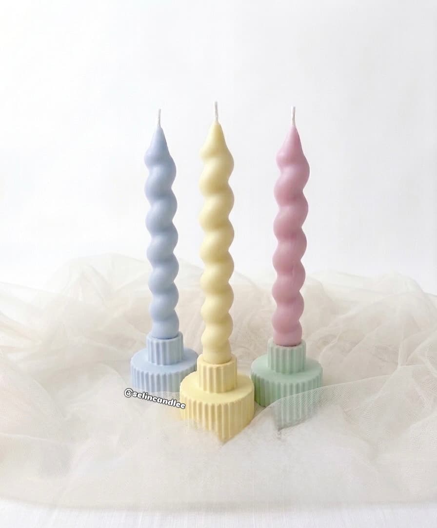 Şamdanlı Burgu Mum